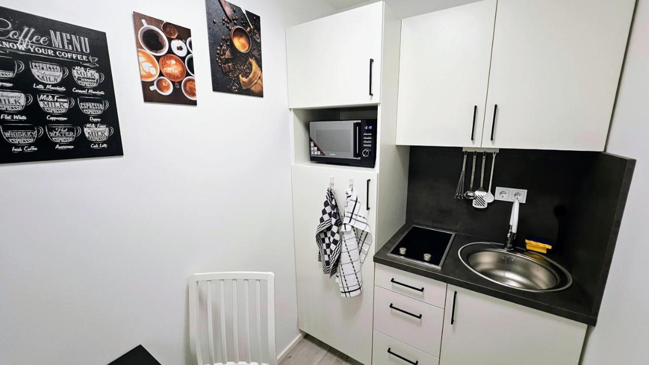 Apartment Kueche Arbeitsplatz Netflix Wlan Barrierefrei Augsburg Exterior foto