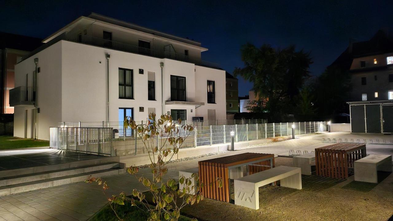 Apartment Kueche Arbeitsplatz Netflix Wlan Barrierefrei Augsburg Exterior foto